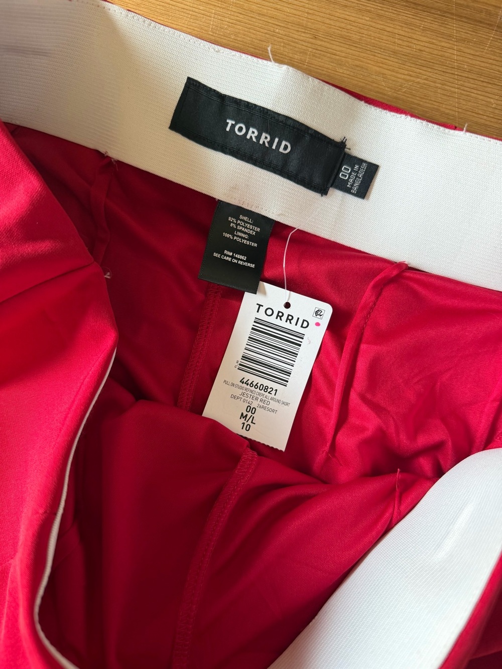 Torrid Red Women's Skirt - Classic High-Waist Style